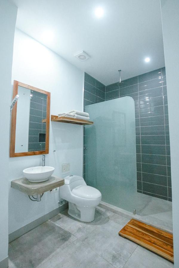 Estudio con 1 cama grande